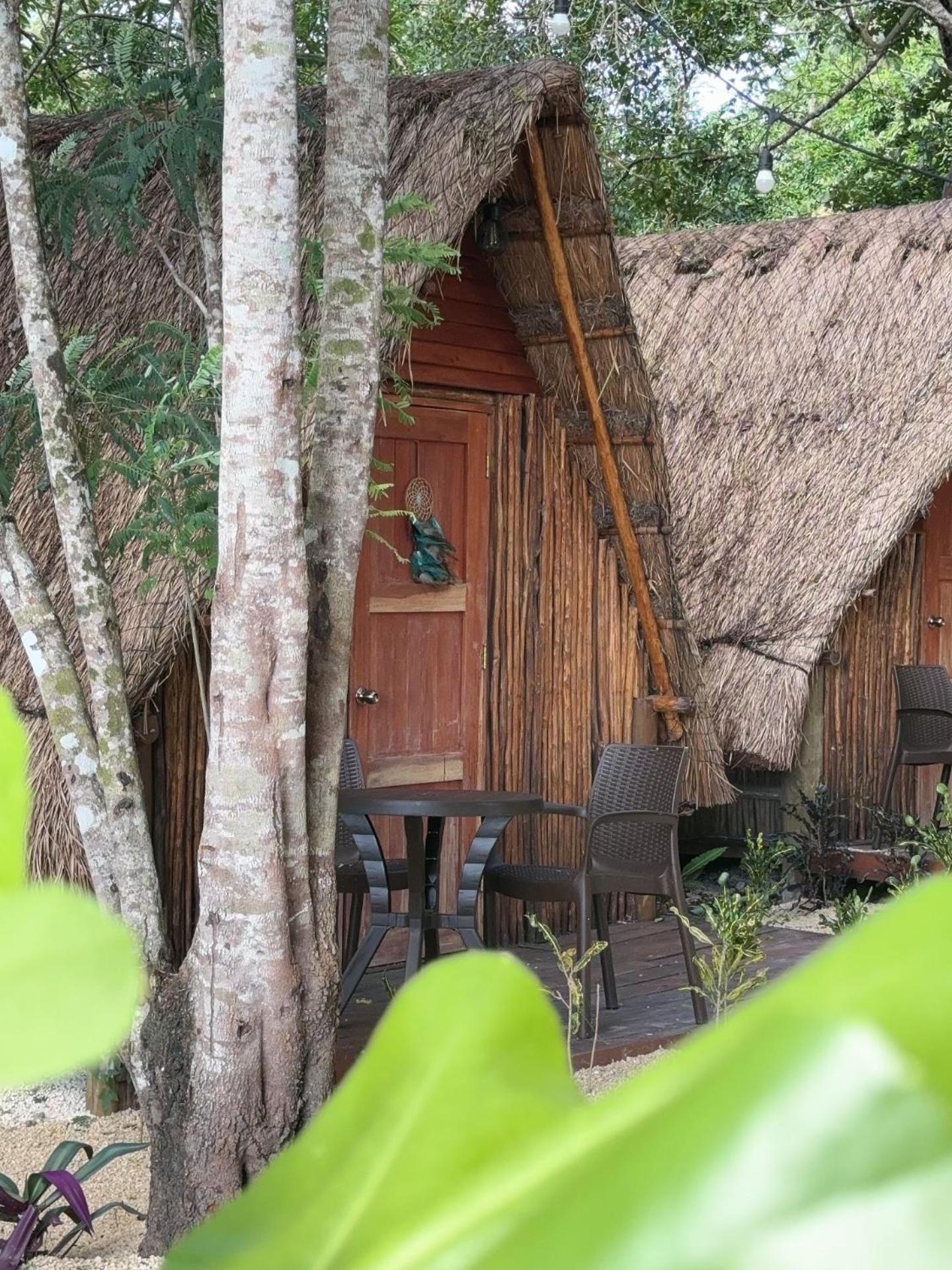 Eco-cabanas Azul Maria * Bacalar